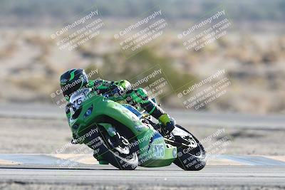 media/Dec-07-2025-CVMA (Sun) [[3e7d2de5dc]]/Race 12- Formula 40 MW and LW/